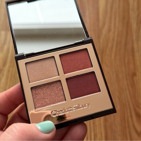 Charlotte Tilbury Luxury Palette - Walk Of No Shame - Picture 11 of 12